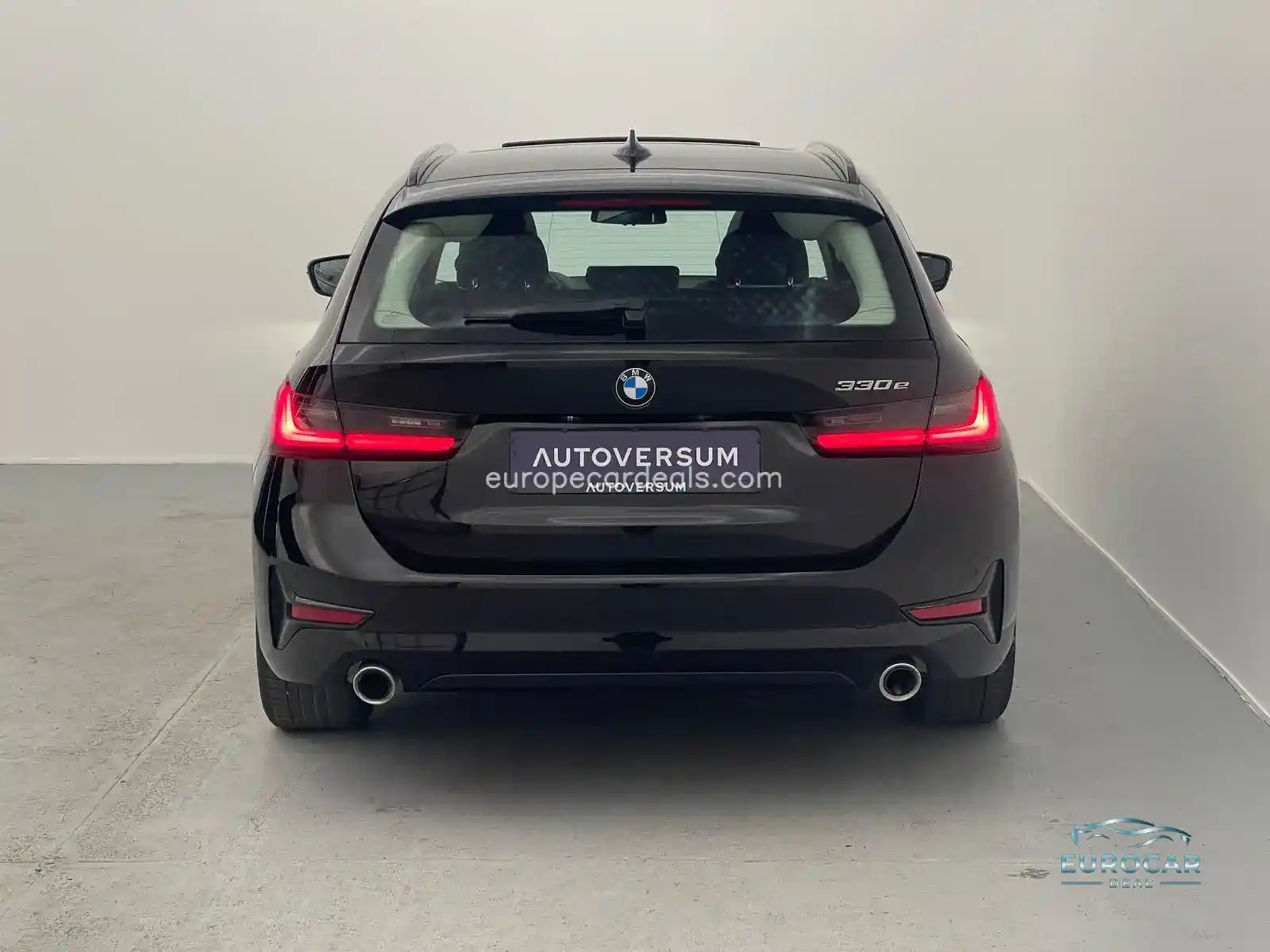 BMW 330