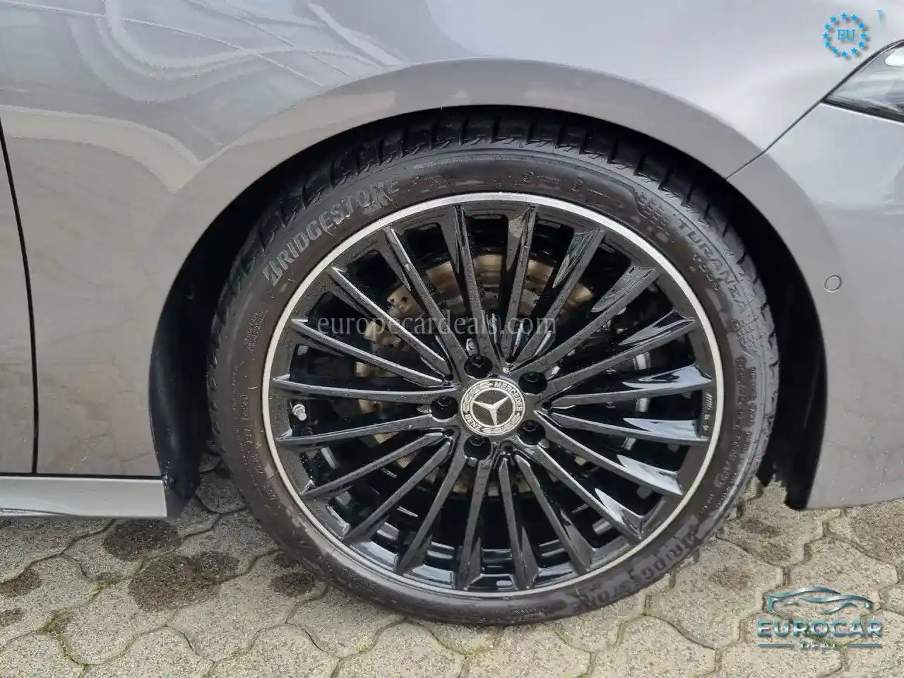 Mercedes-Benz A 220