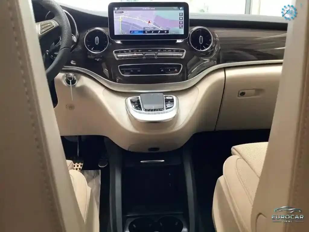 Mercedes-Benz V 300