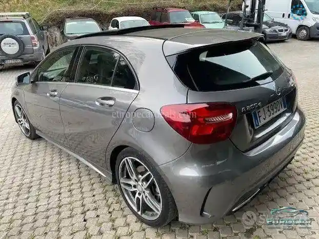 Mercedes-Benz A 200