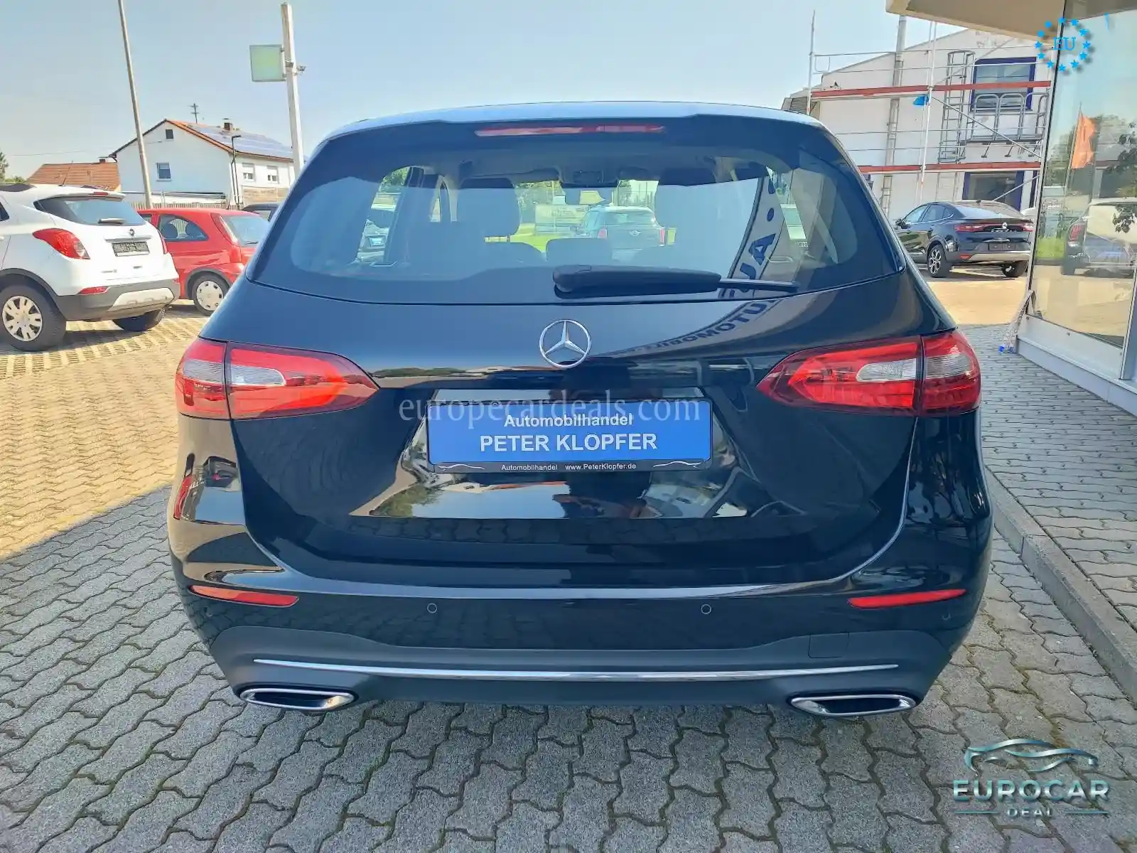 Mercedes-Benz B 180