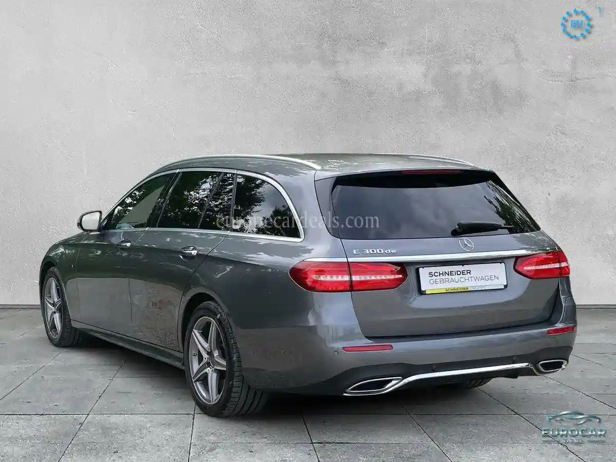 Mercedes-Benz E 300