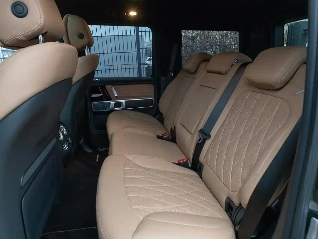 Mercedes-Benz G 500