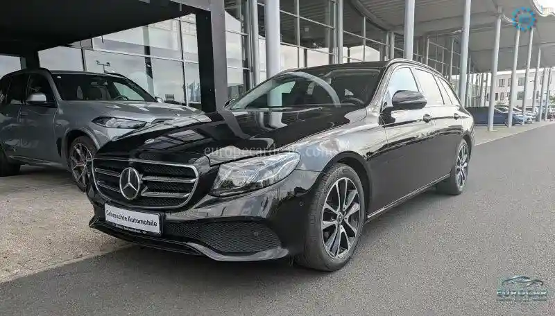 Mercedes-Benz E 300