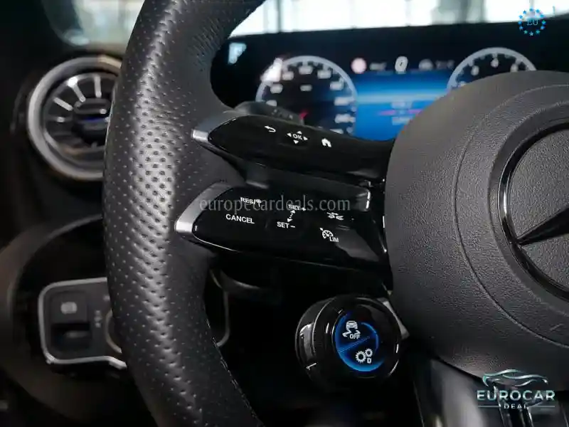 Mercedes-Benz A 35 AMG