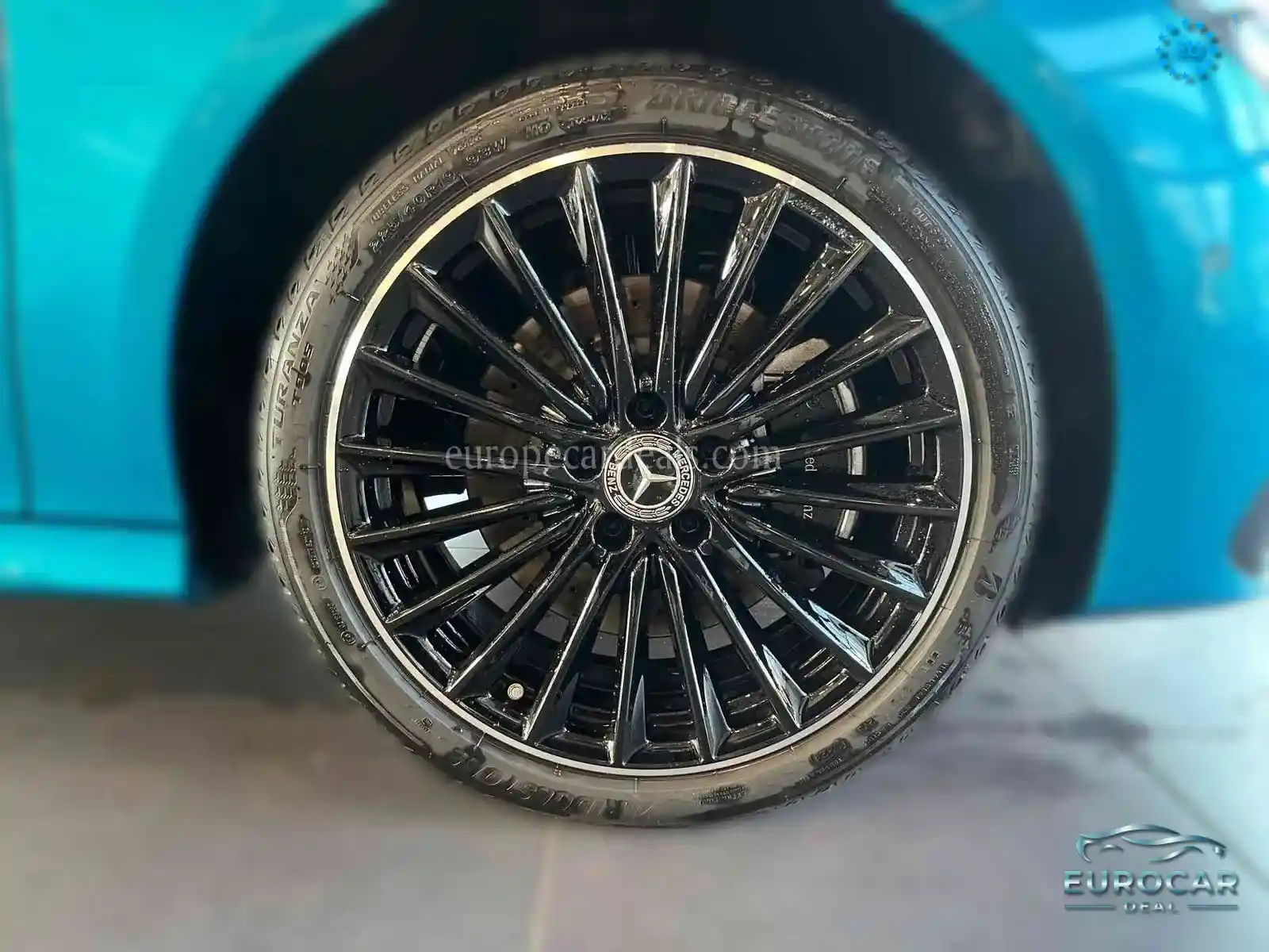 Mercedes-Benz CLA 250