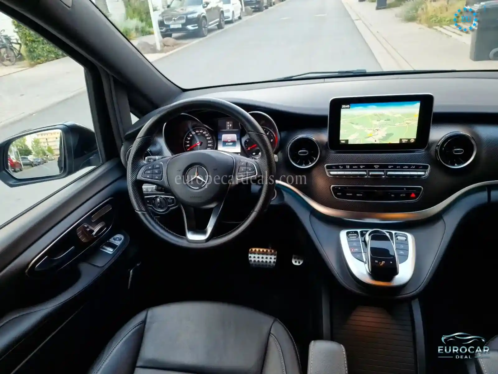 Mercedes-Benz V 250