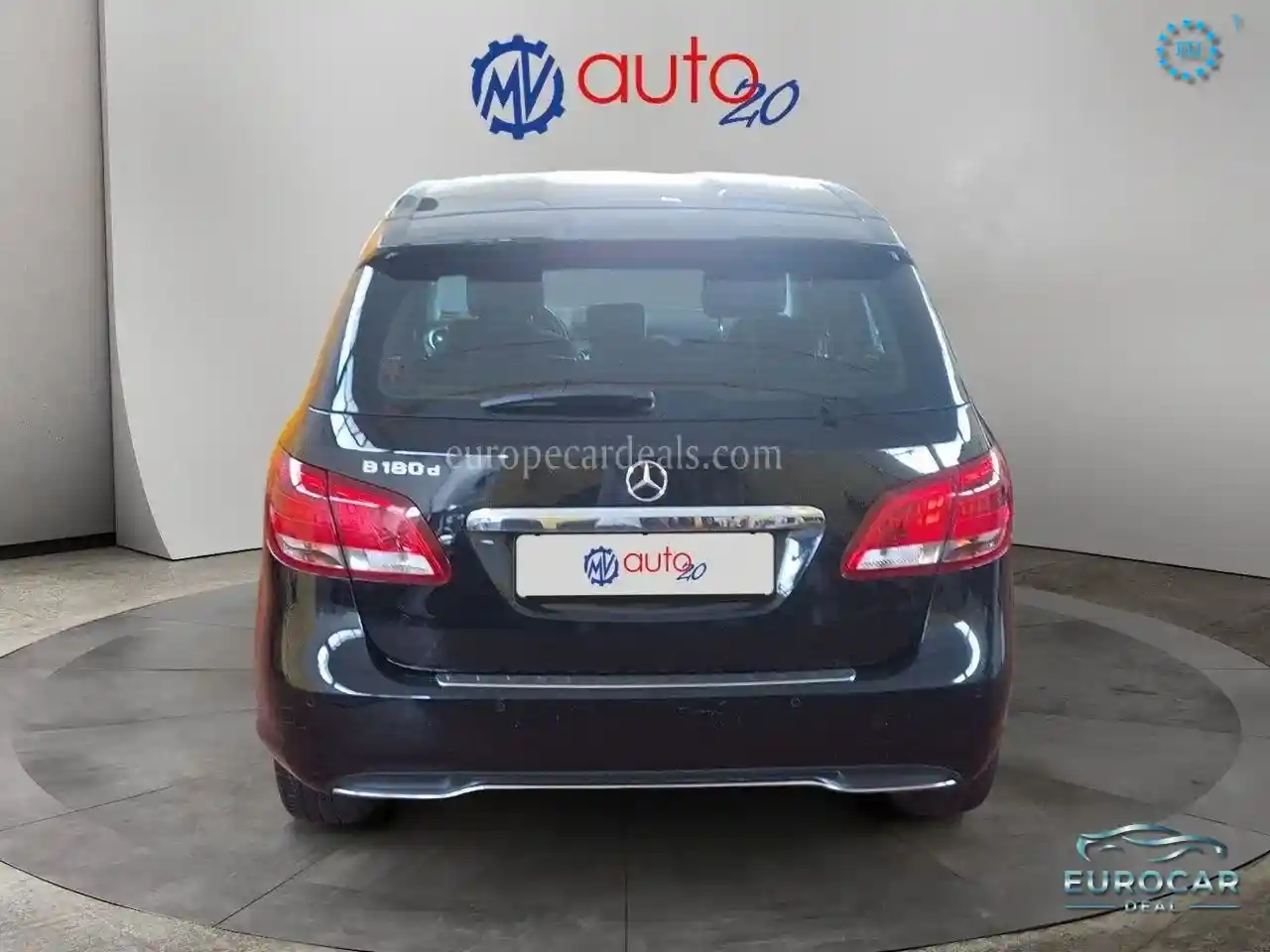 Mercedes-Benz B 180