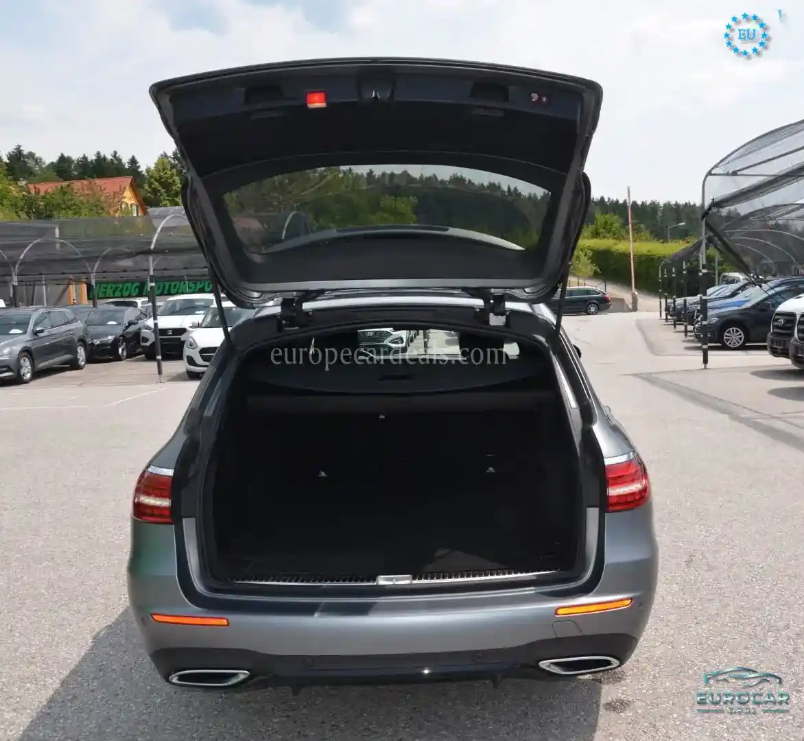 Mercedes-Benz E 400