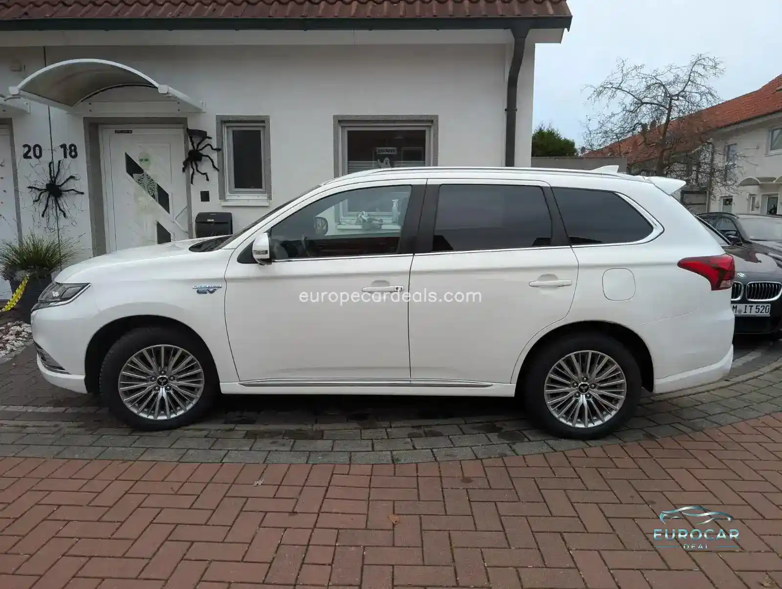 Mitsubishi Plug-in Hybrid Outlander
