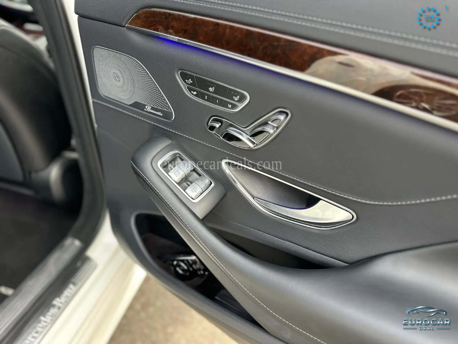 Mercedes-Benz S 560
