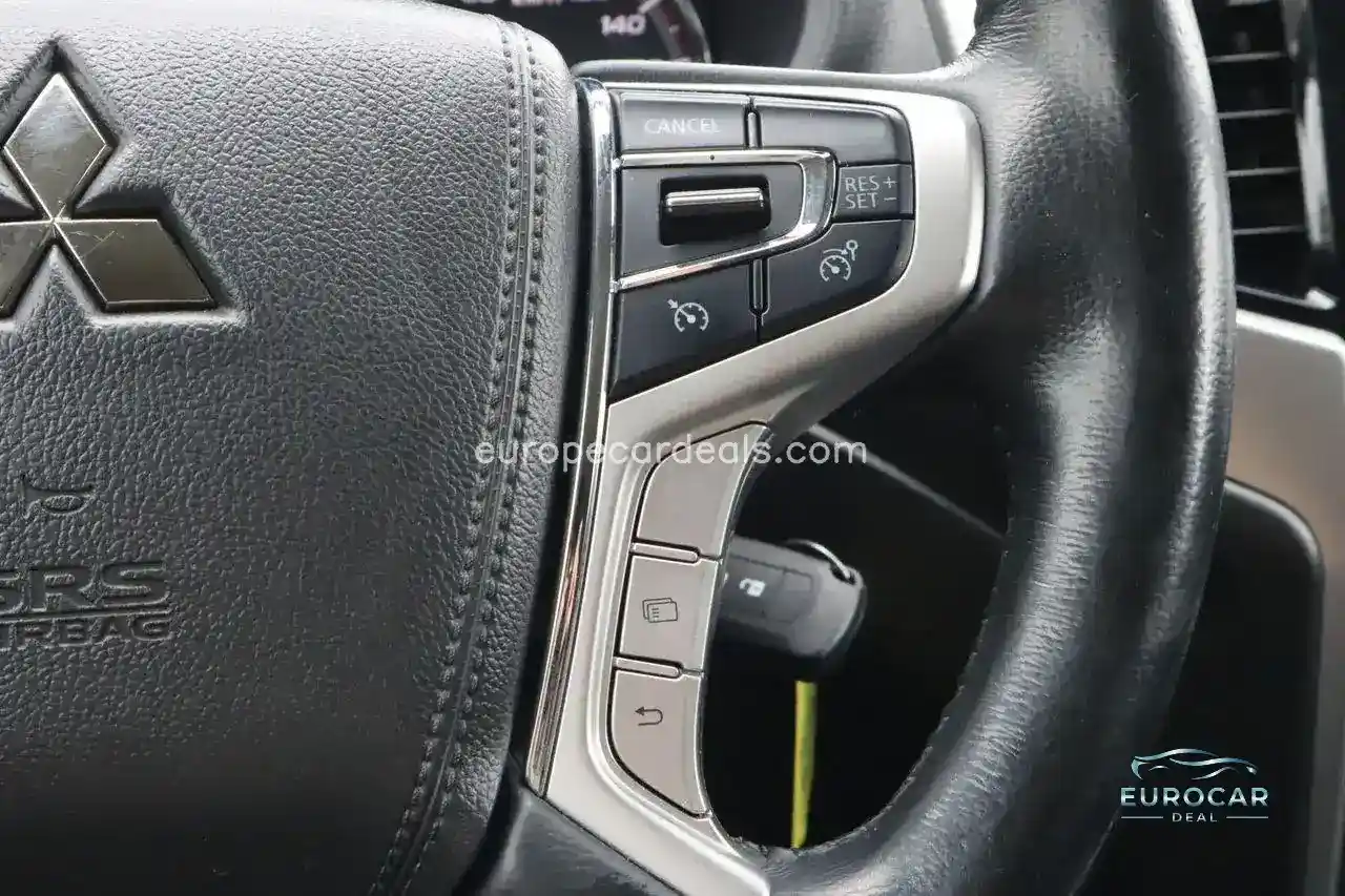 Mitsubishi L200
