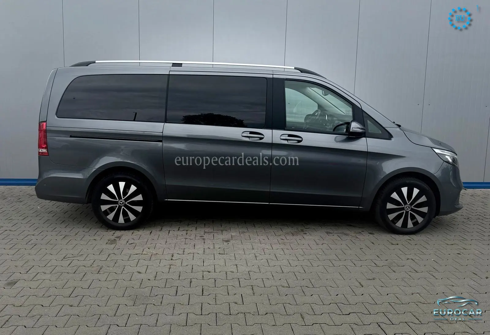 Mercedes-Benz V 220