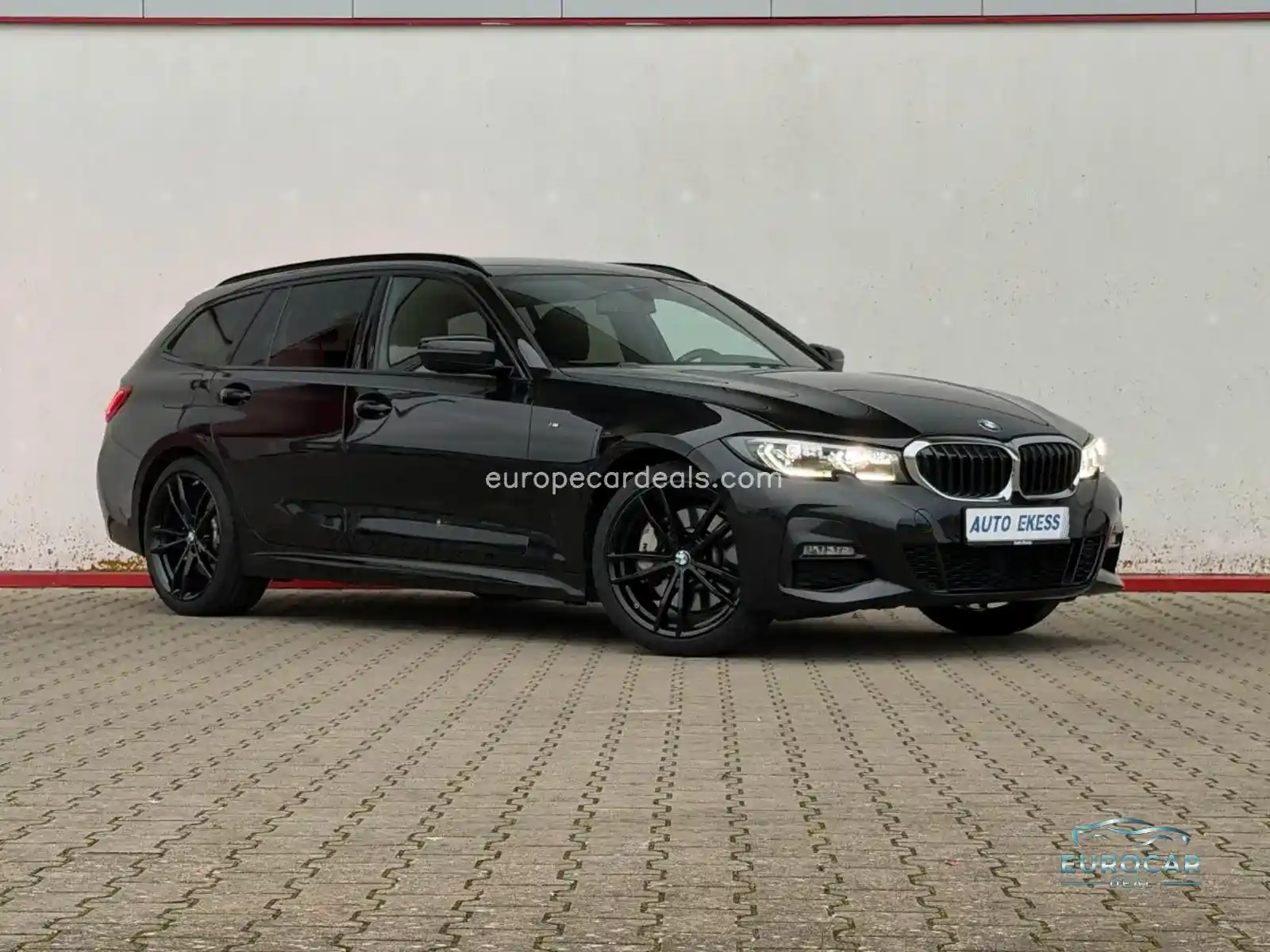 BMW 330