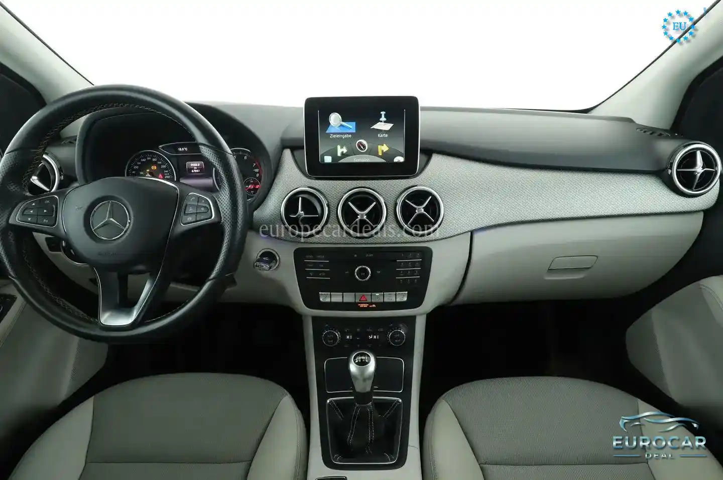 Mercedes-Benz B 180