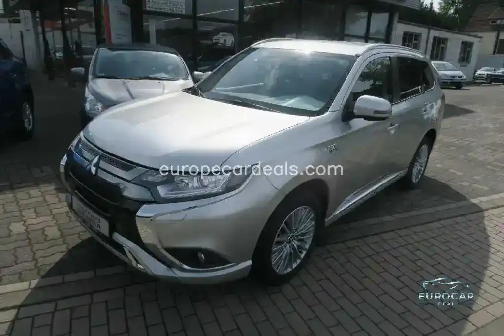 Mitsubishi Plug-in Hybrid Outlander