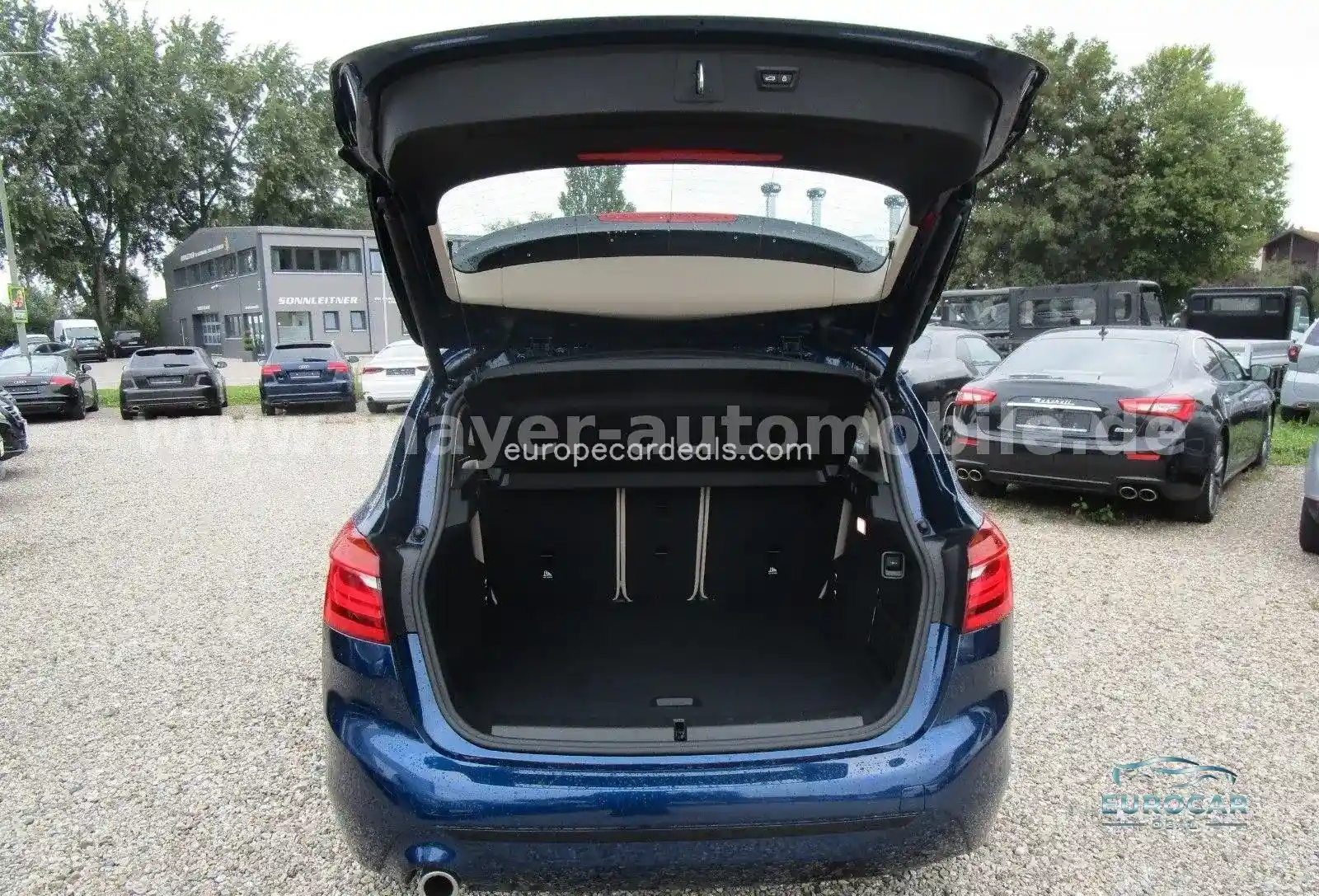 BMW 218