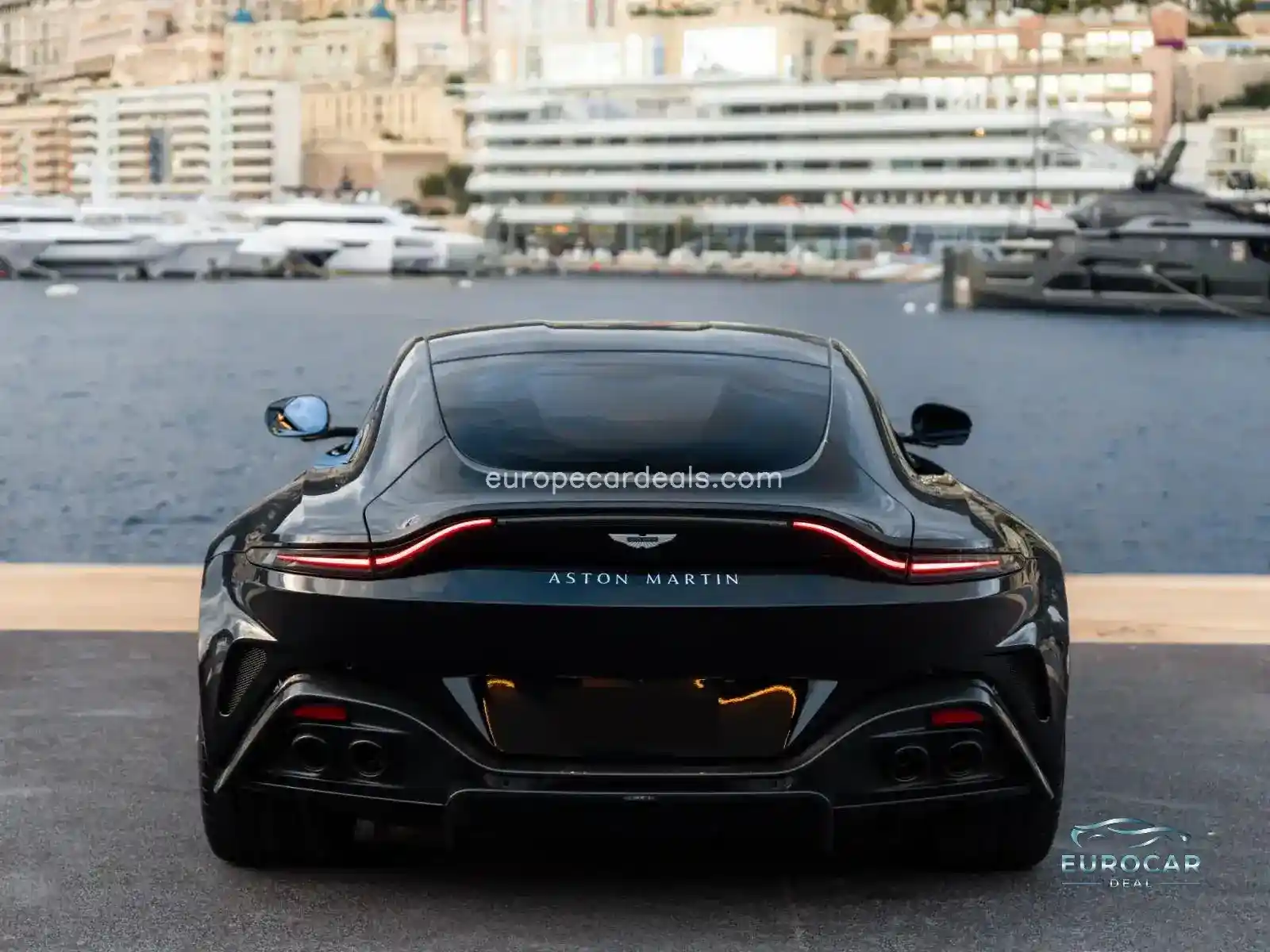 Aston Martin V8 Vantage