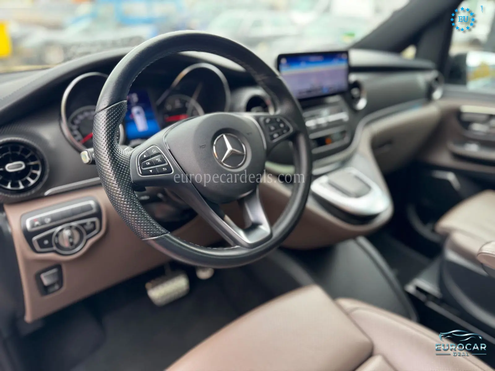 Mercedes-Benz V 220