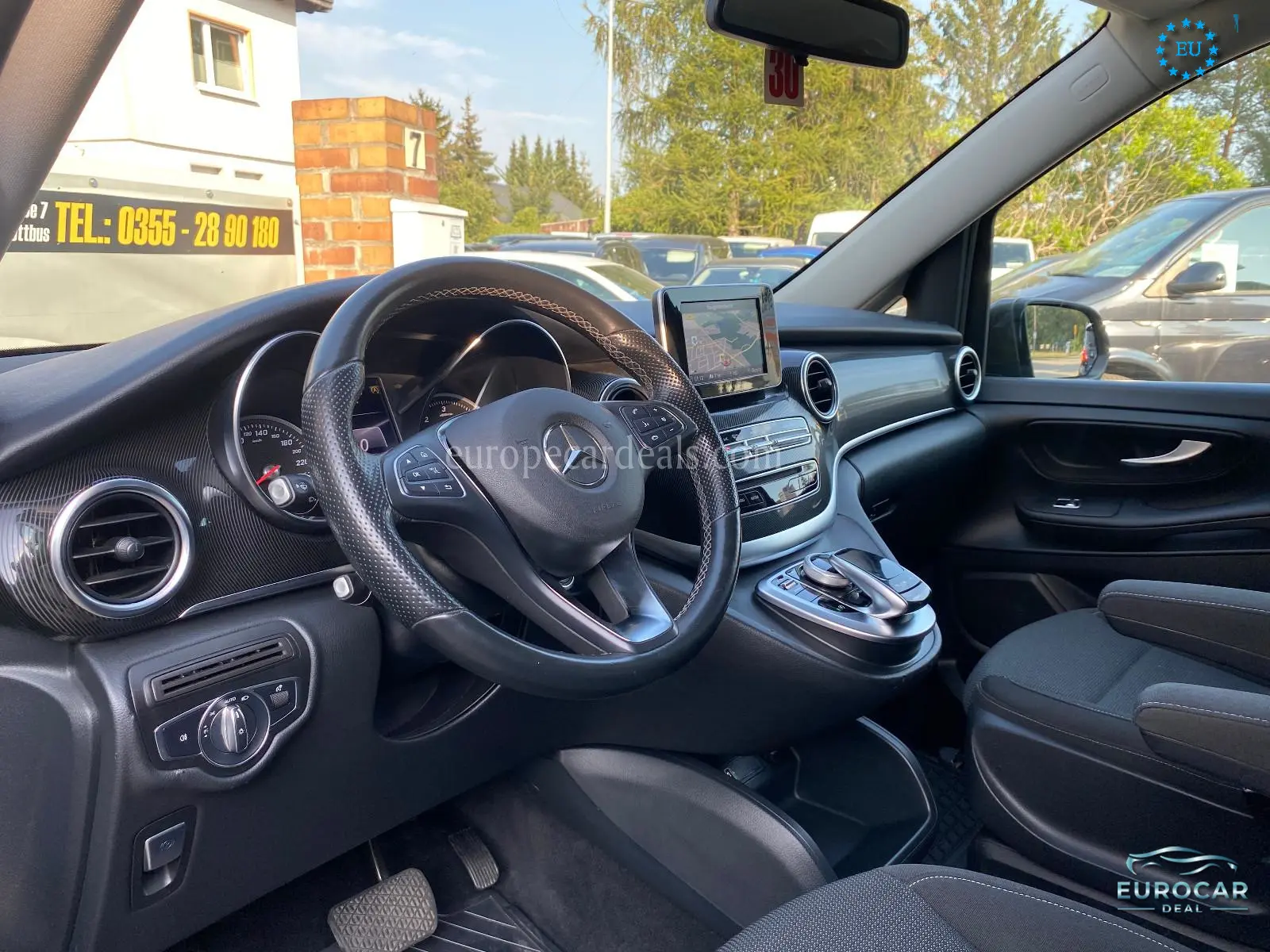 Mercedes-Benz V 220