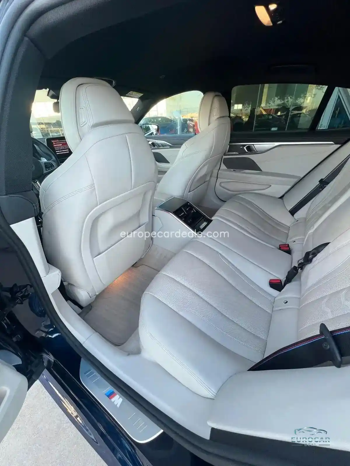 BMW 840
