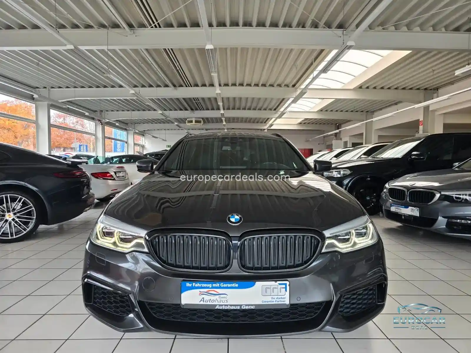 BMW M550
