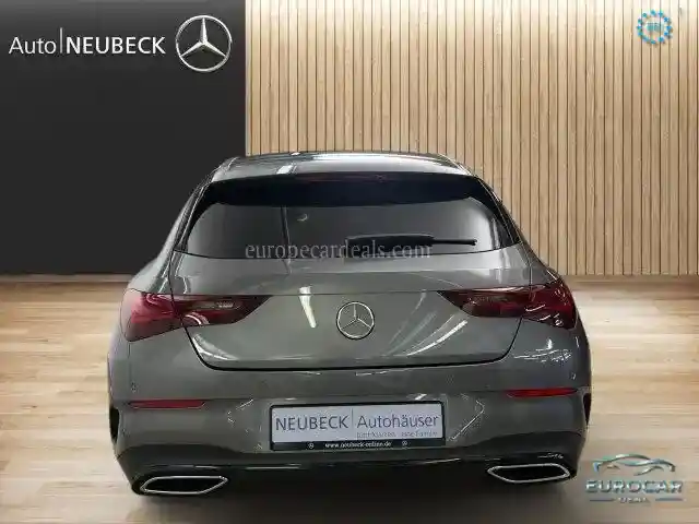 Mercedes-Benz CLA 200 Shooting Brake