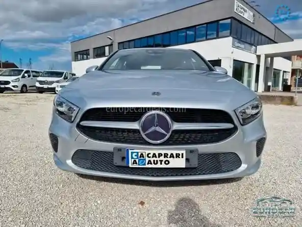 Mercedes-Benz A 180