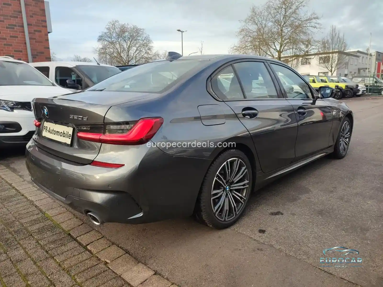 BMW 320