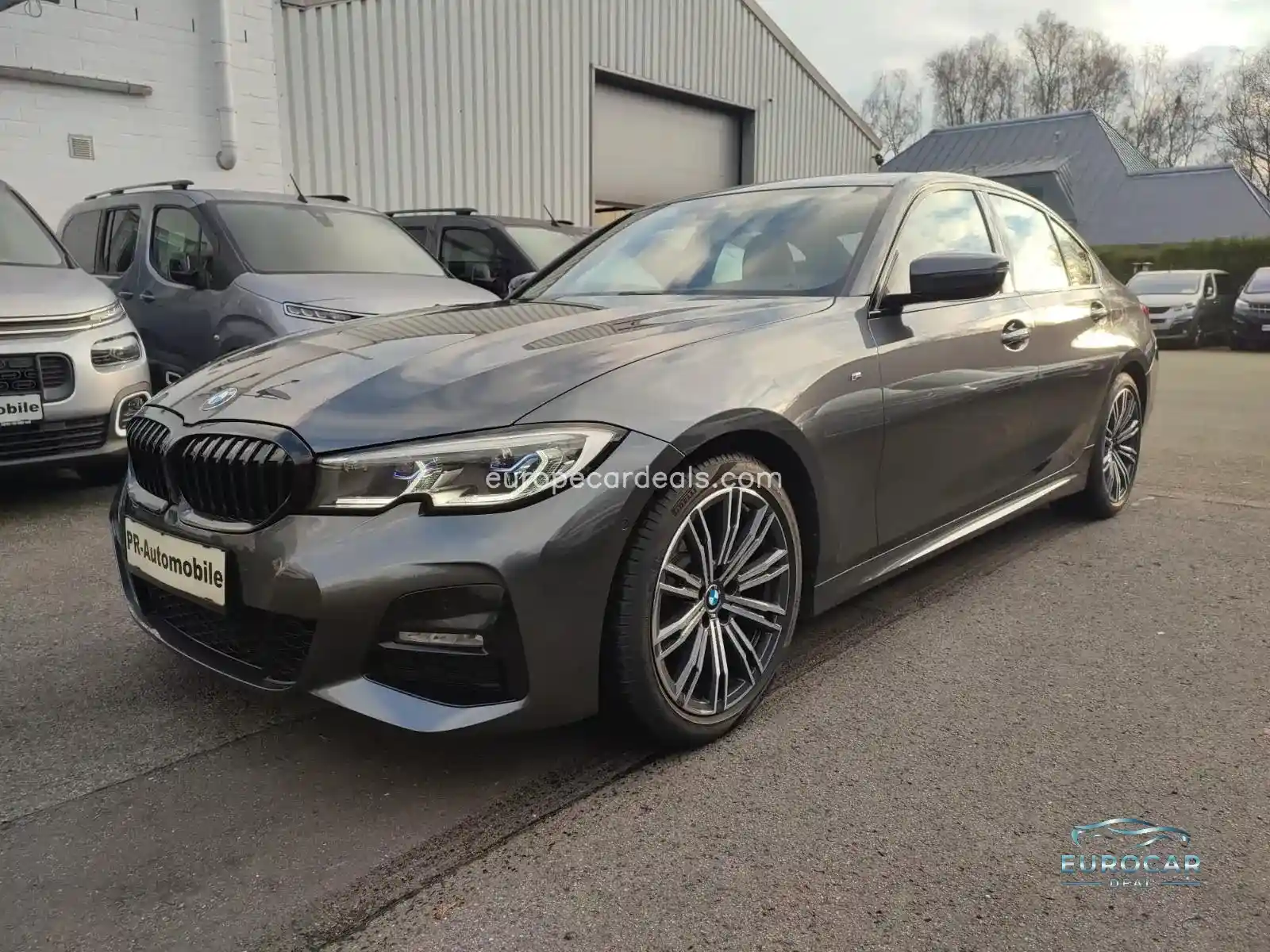BMW 320