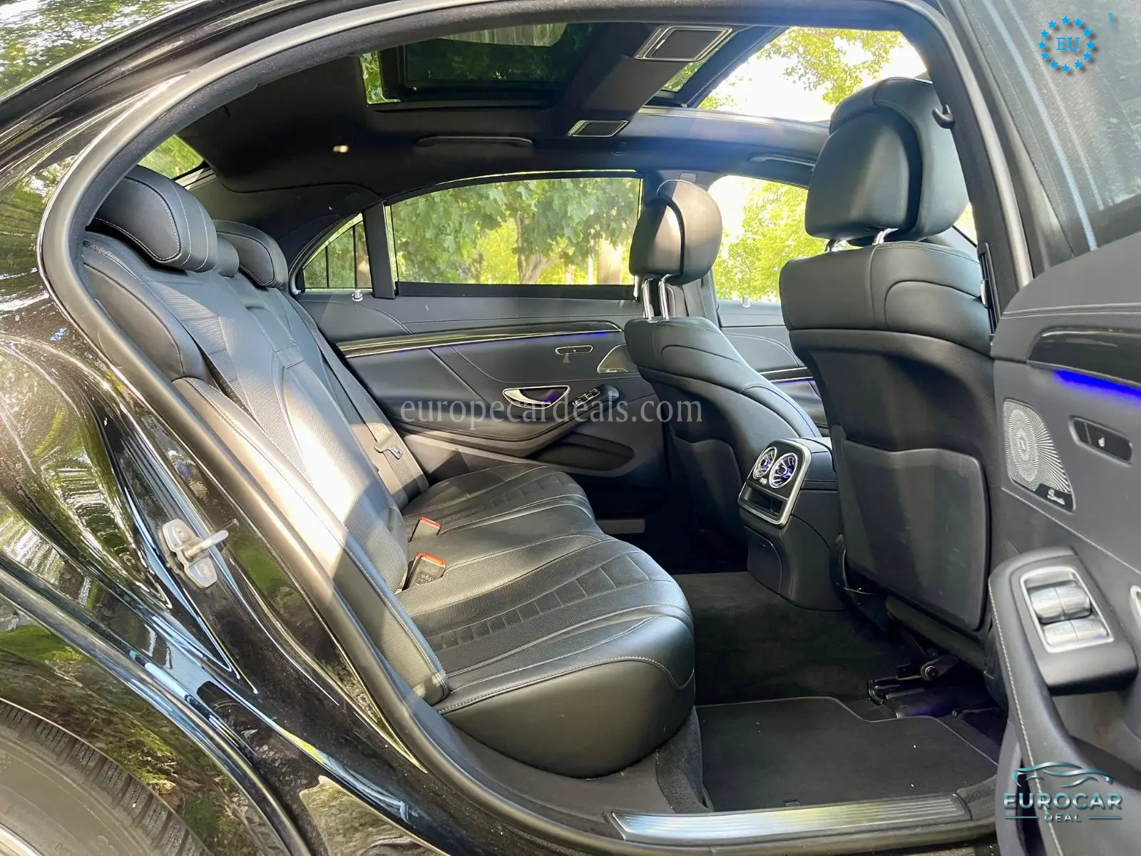 Mercedes-Benz S 560