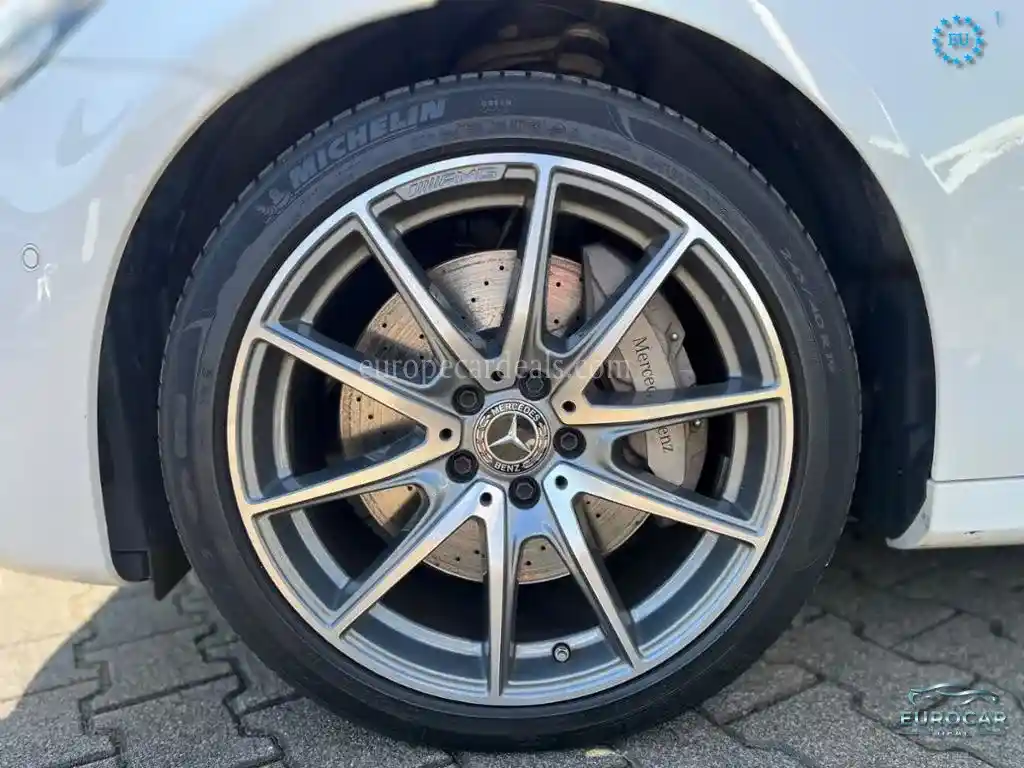 Mercedes-Benz E 400