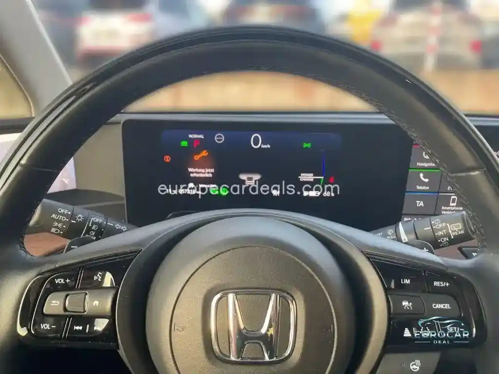 Honda e