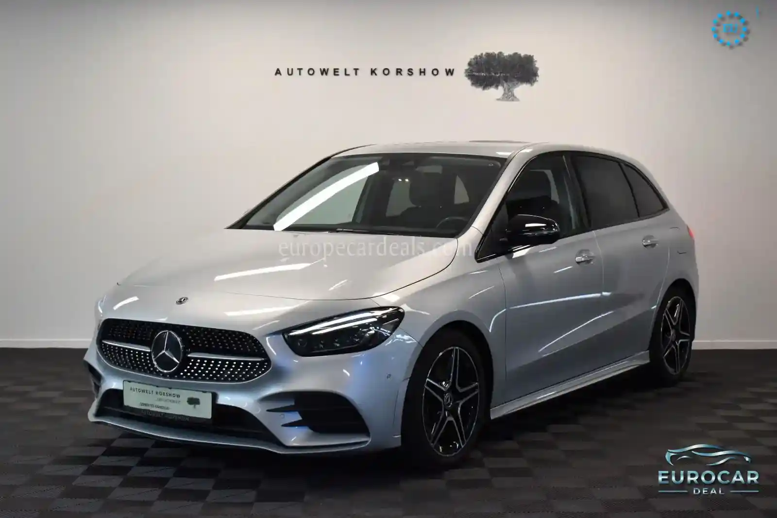 Mercedes-Benz B 220