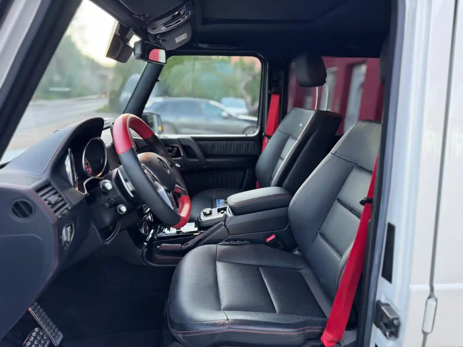 Mercedes-Benz G 500