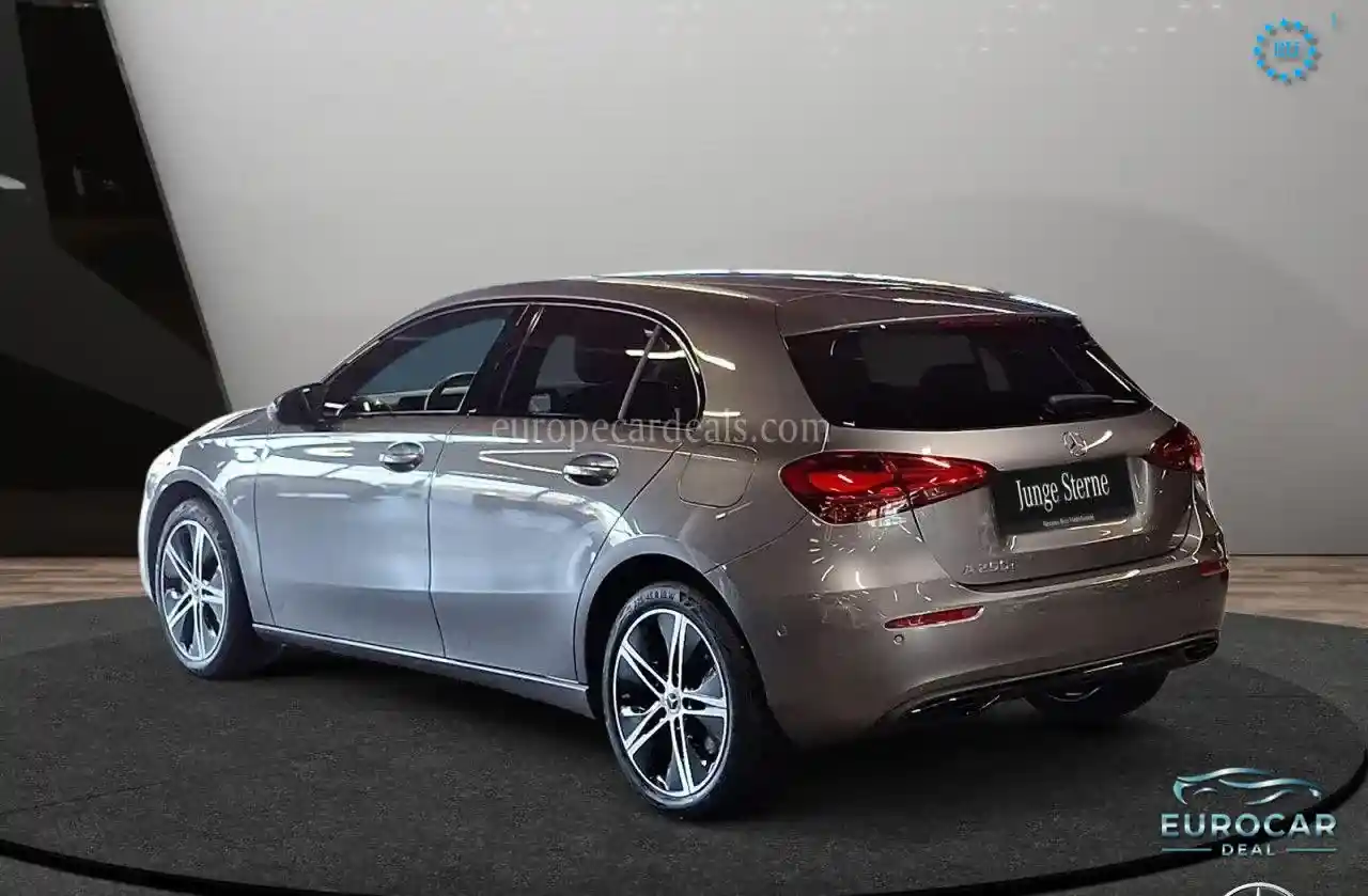 Mercedes-Benz A 250