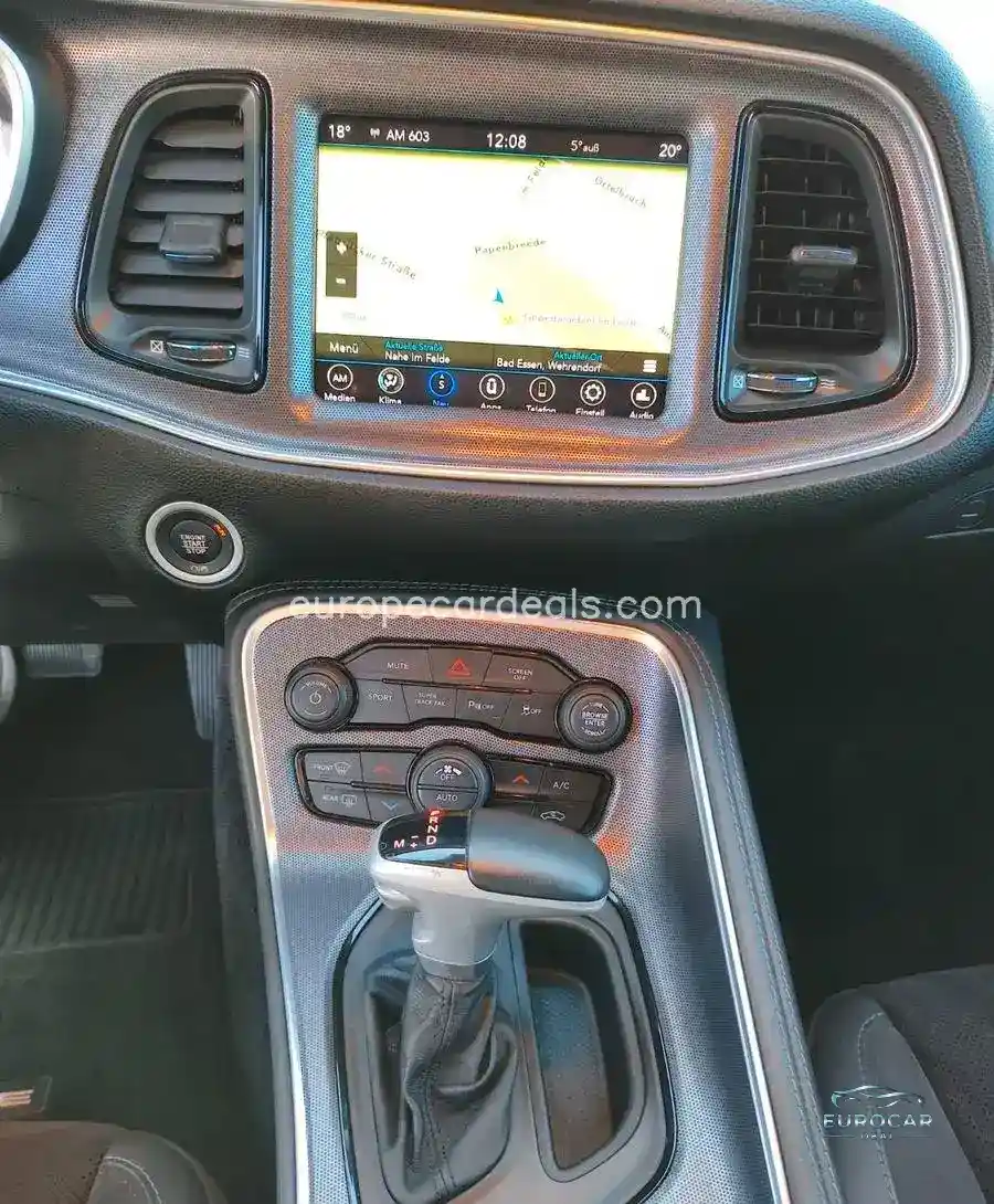 Dodge Challenger