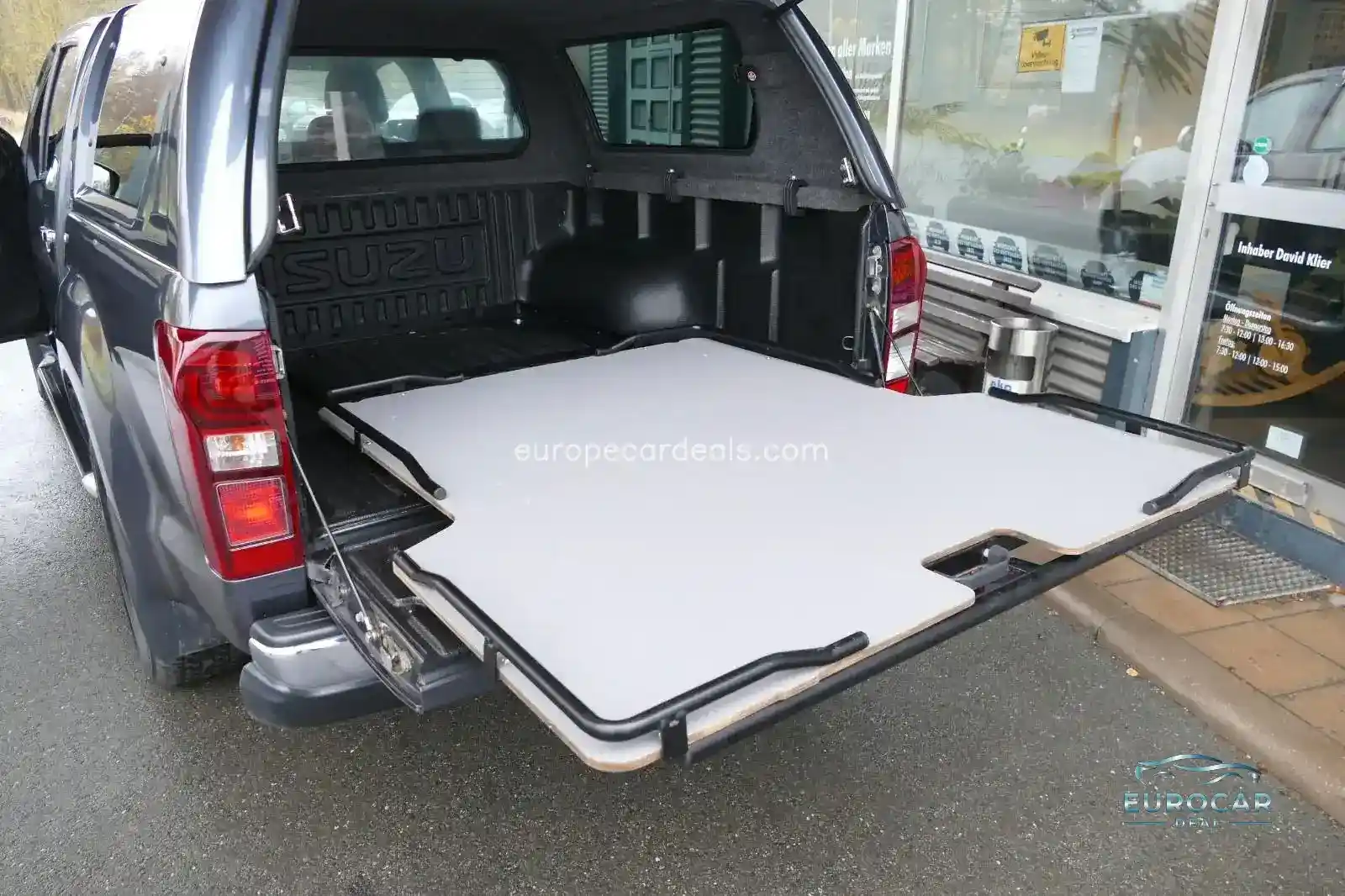 Double Cab 4WD Premium+ 2 Hand Ausziehbode