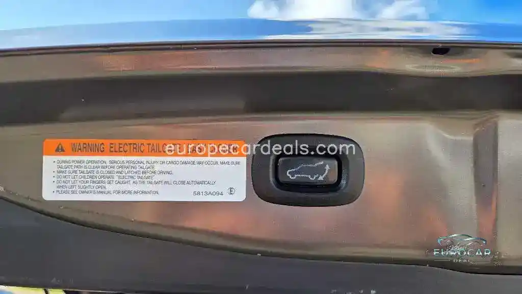 Mitsubishi Plug-in Hybrid Outlander