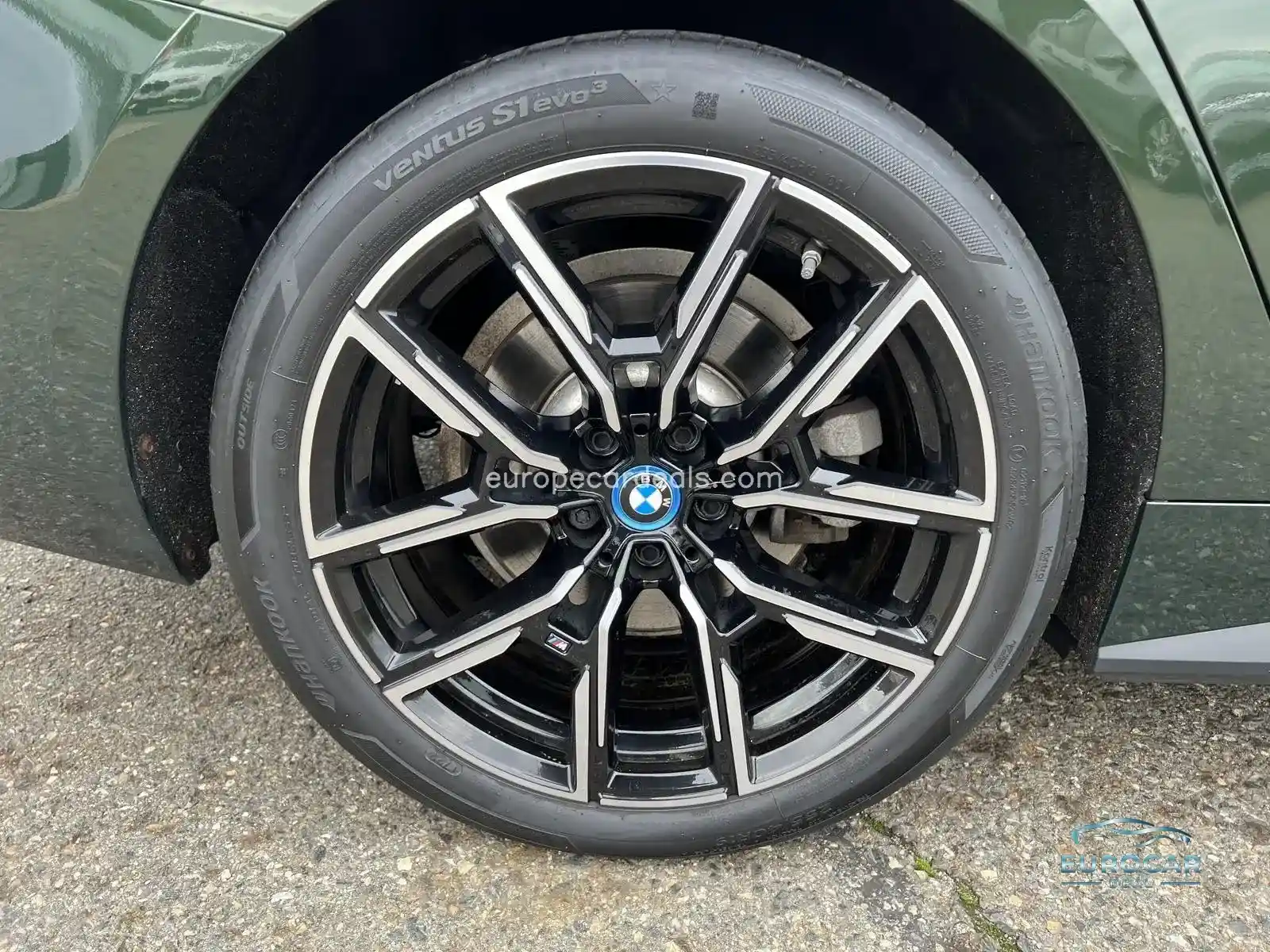 BMW i4