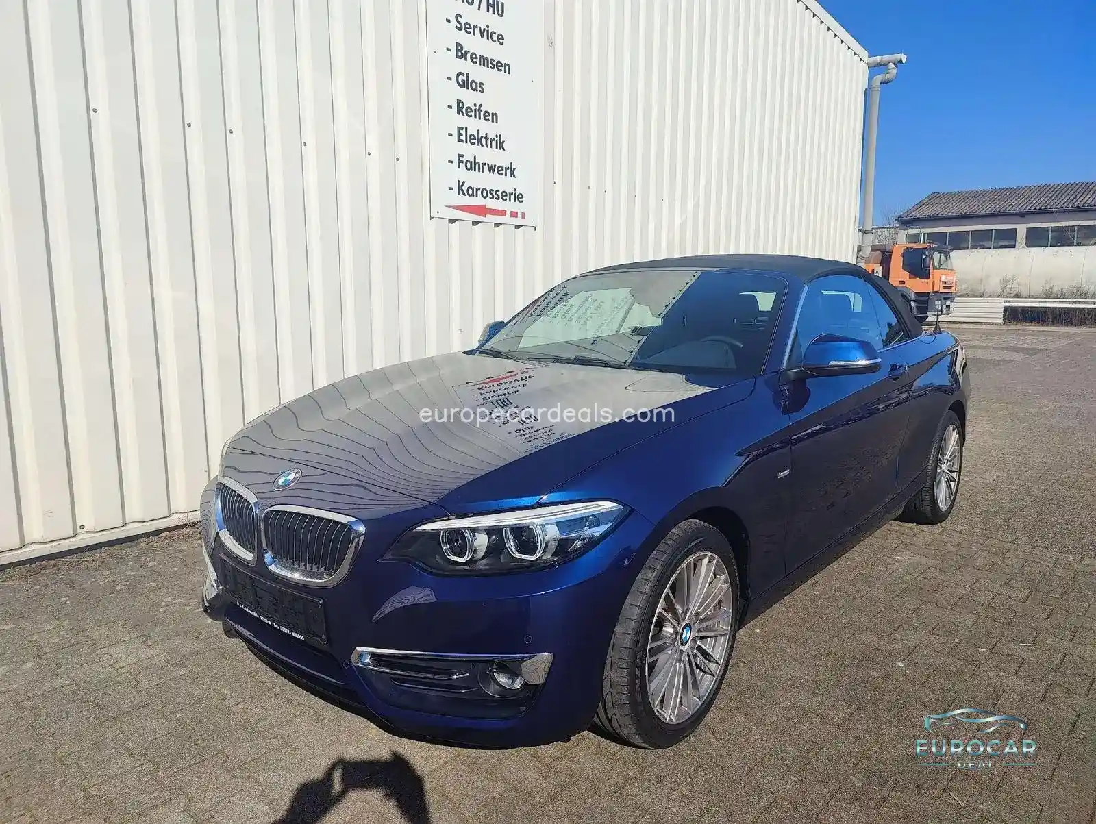 BMW 218