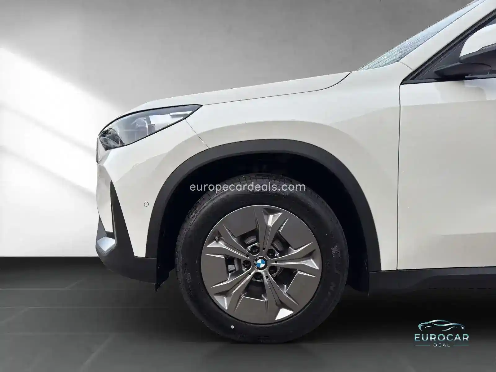 BMW iX1