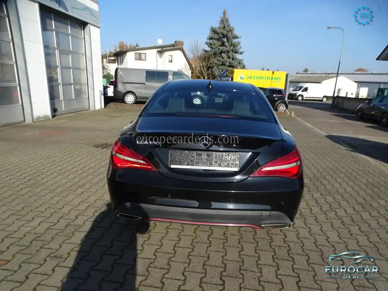 Mercedes-Benz CLA 180