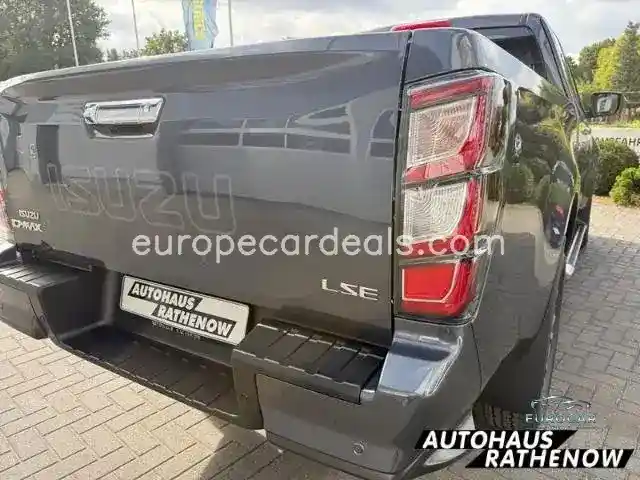 Space Cab LSE Autom.MY2025*Allrad*Leder di