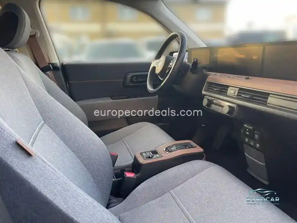 Honda e