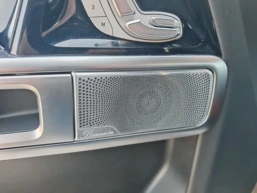 Mercedes-Benz G 500