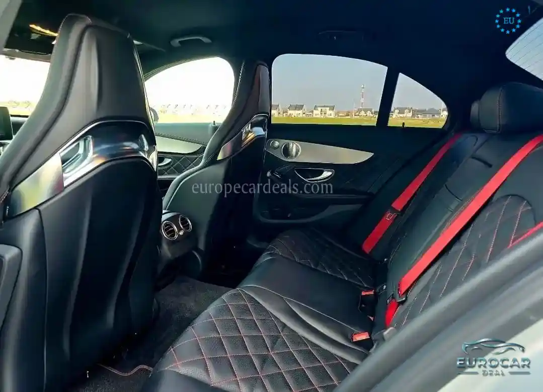 Mercedes-Benz C 63 AMG