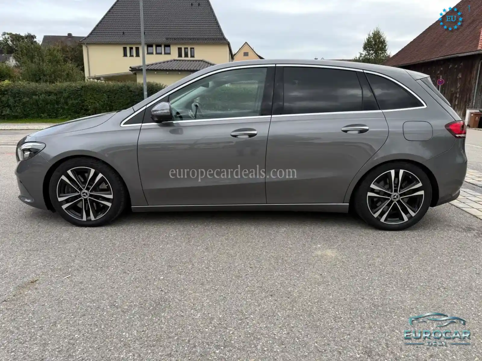 Mercedes-Benz B 220