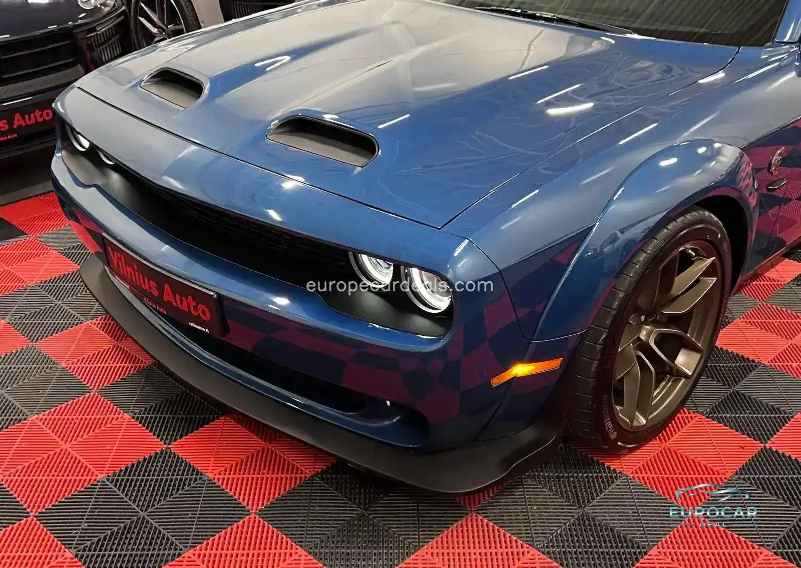 Dodge Challenger