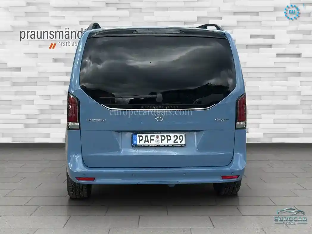 Mercedes-Benz V 250